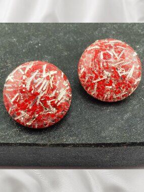 VINTAGE Red and silver confetti lucite clip-on earrings fun 1950s 1960s jewelry